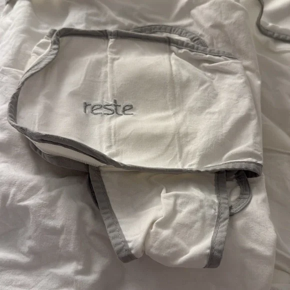 Reste Safe Sleep Swaddle - Picture 4 of 7